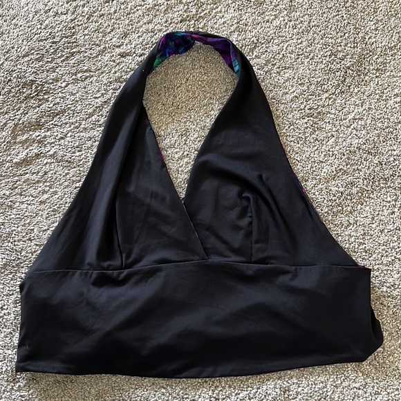 Guess Reversible Halter Top - Picture 2 of 4